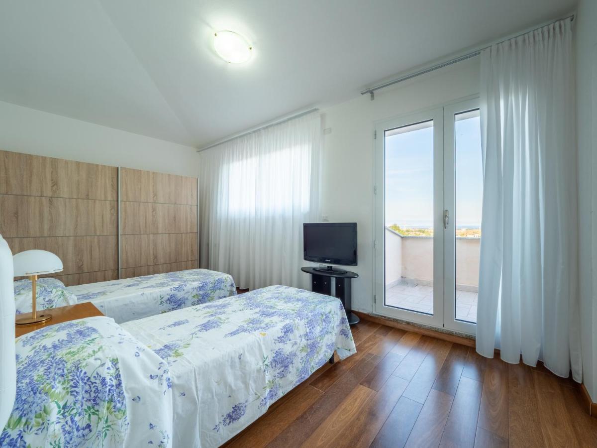 B&B Le Bouganville Capoterra Eksteriør billede
